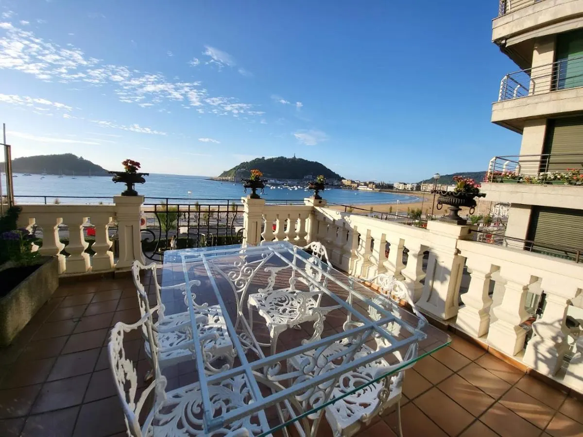 Apartment Villa Miraconcha Apartamento 3 Habitaciones Primera De Playa San Sebastian