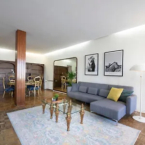  Apartamento Vistas A La Playa De La Concha, Apto Familiar Grande